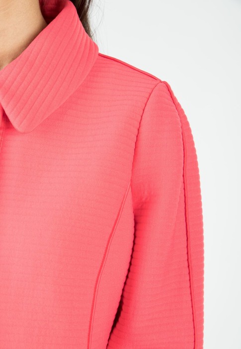 жакет  из проверенных материалов спереди