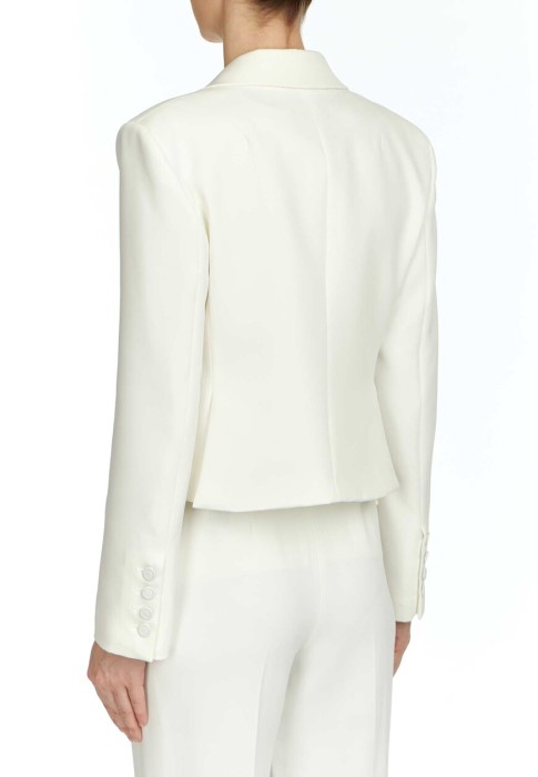 Товар белого цвета с внутренней стороны