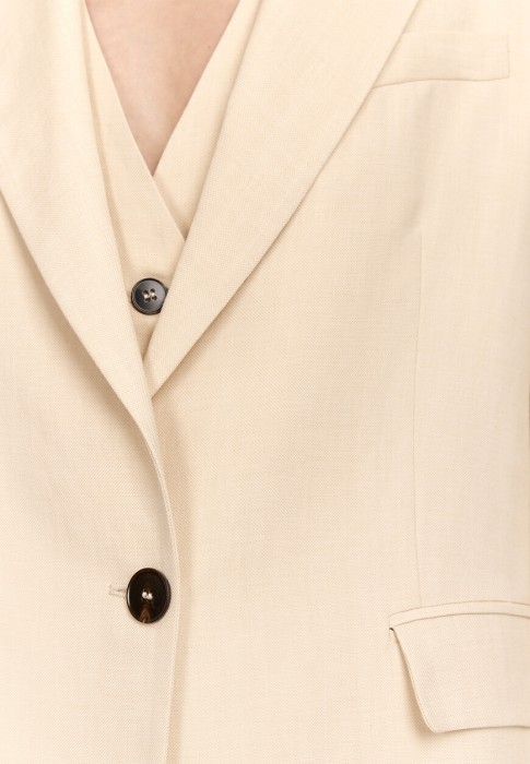 жакет  из проверенных материалов спереди