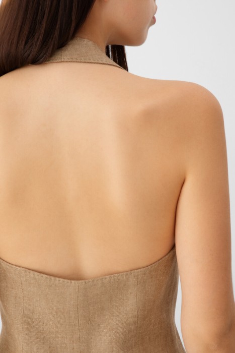 Товар коричневого цвета с внутренней стороны