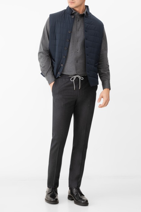 жилет  для взрослого возраста с изнаночной стороны