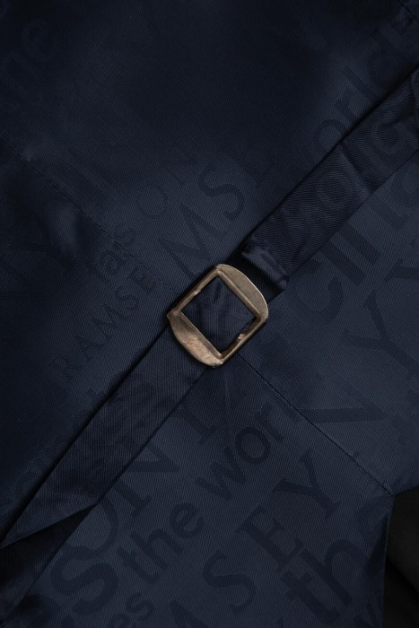 Товар черного цвета с внутренней стороны