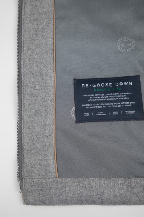 жилет  вид слева