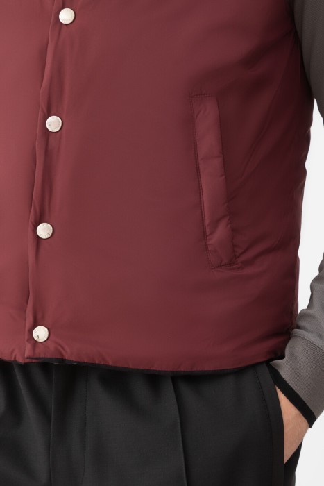 жилет  для взрослого возраста с изнаночной стороны