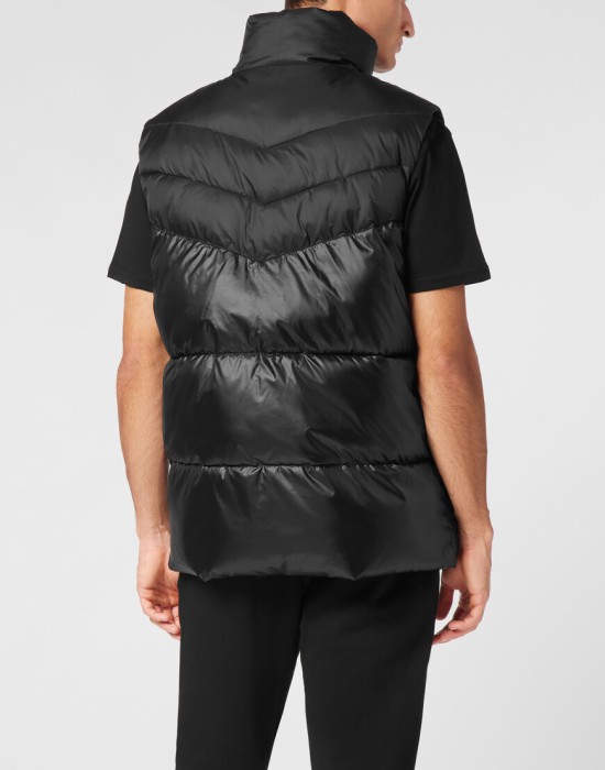 жилет  по цене 17928 руб вид справа