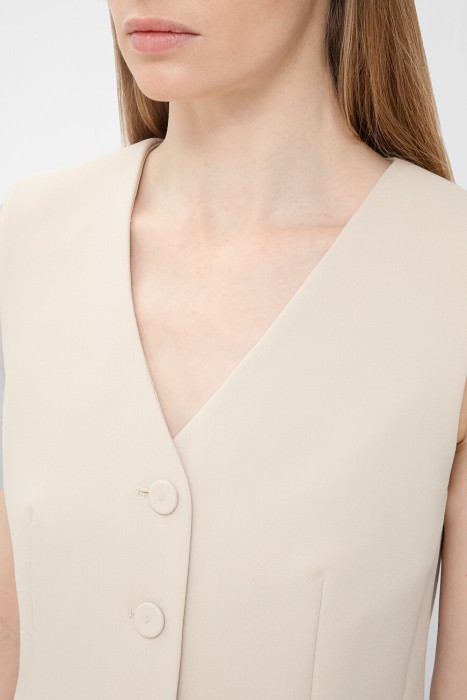 жилет  из италии вид сбоку