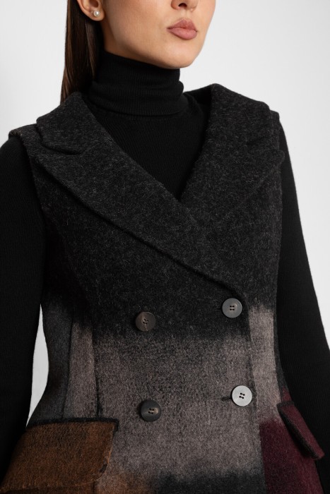 жилет  из франции вид сбоку