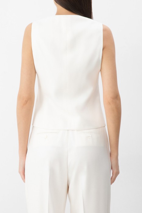 жилет  по цене 69500 руб вид справа