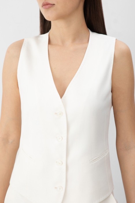 жилет  из италии вид сбоку