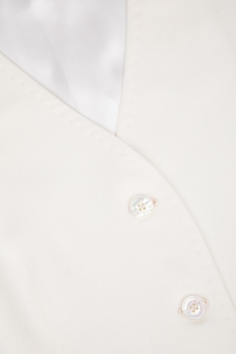 жилет  универсального стиля с лицевой стороны