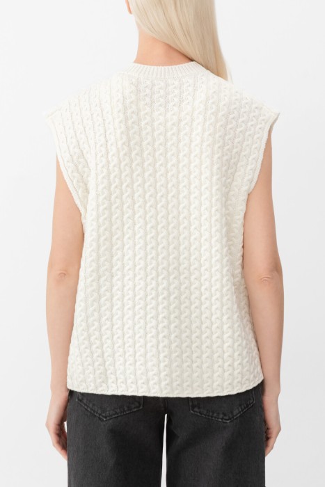 жилет  от бренда loewe вид слева