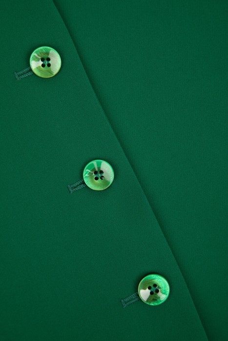 жилет  из полиэстера спереди