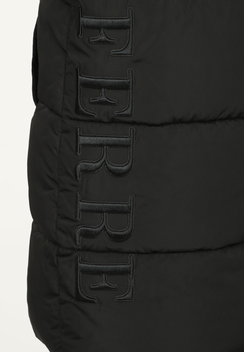 жилет  универсального стиля с лицевой стороны