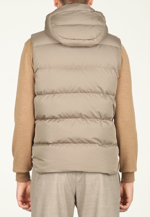 жилет  из канады вид сбоку