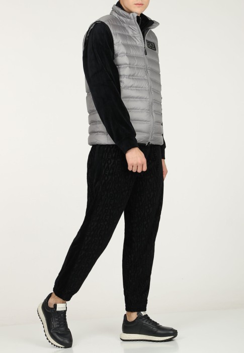 жилет  из италии вид сбоку