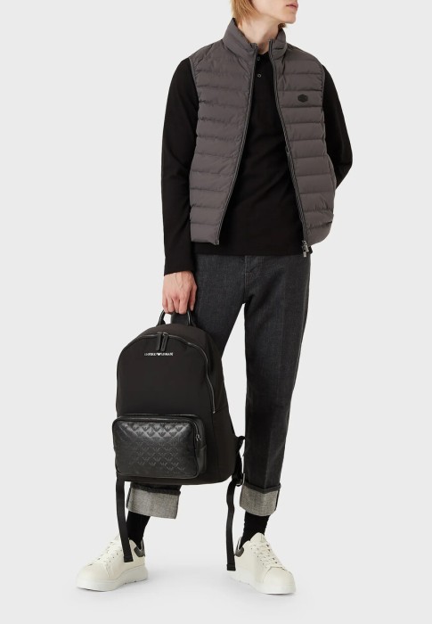 жилет  от бренда emporio armani вид слева