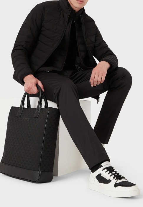 жилет  от бренда emporio armani вид слева