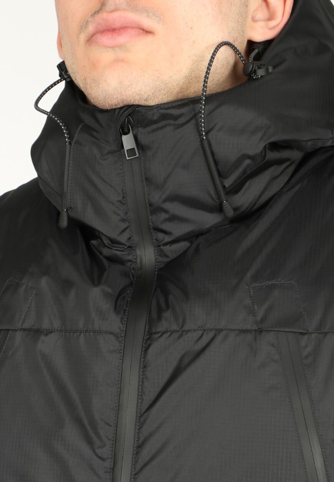 жилет  из проверенных материалов спереди