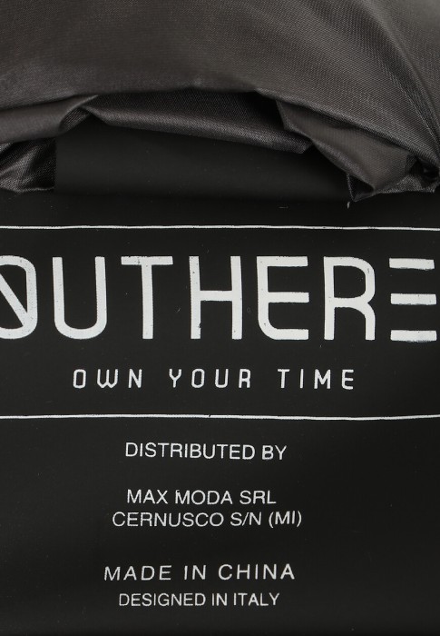 жилет  для взрослого возраста с изнаночной стороны