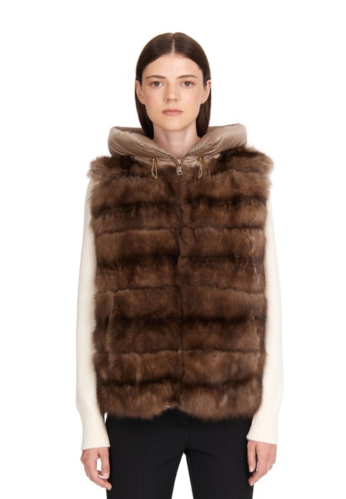 жилет  из италии вид сбоку