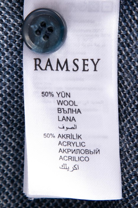 жилет  из шерсти спереди