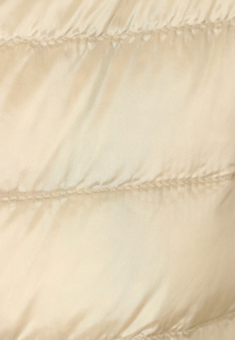 жилет  из проверенных материалов спереди