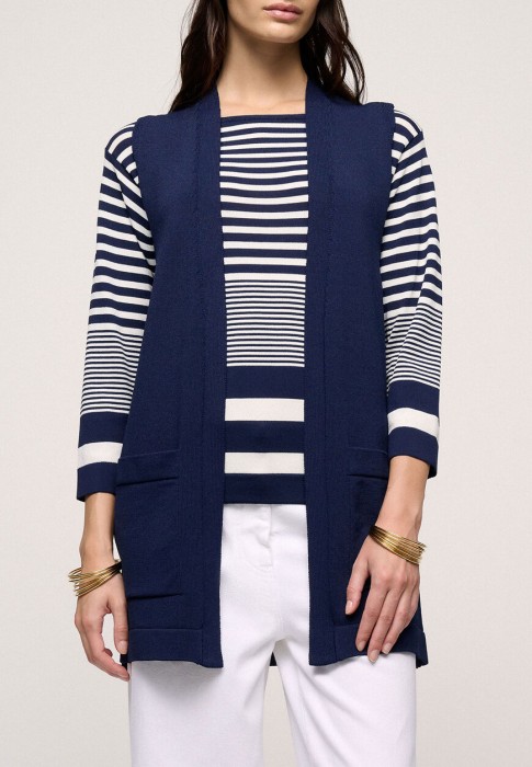 жилет  из проверенных материалов спереди