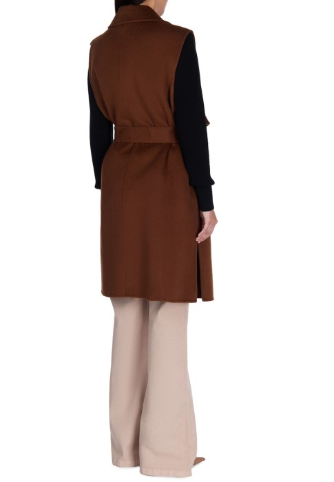 жилет  из проверенных материалов спереди