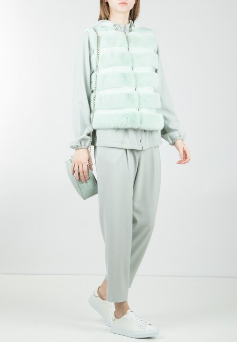 жилет  из италии вид сбоку