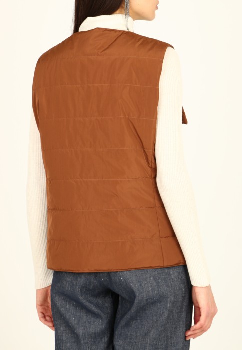 жилет  из италии вид сбоку