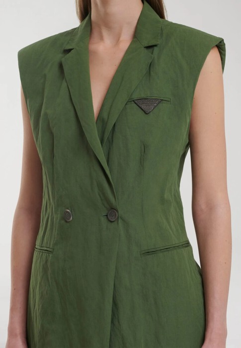 жилет  из проверенных материалов спереди