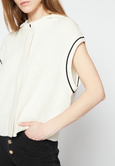 жилет  из италии вид сбоку