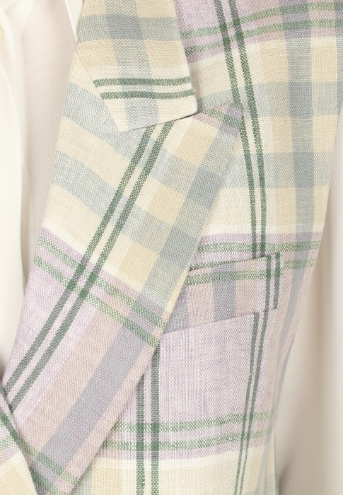 жилет  из проверенных материалов спереди