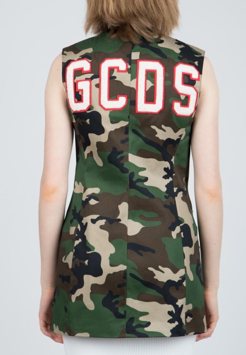 Товар зеленого цвета с внутренней стороны