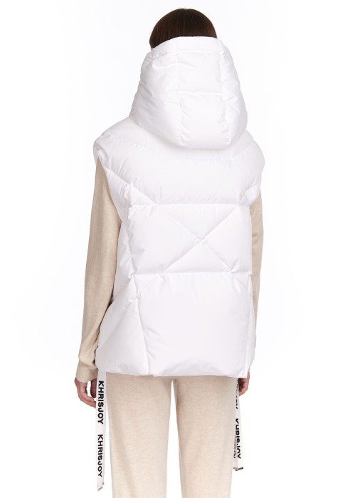 Товар белого цвета с внутренней стороны