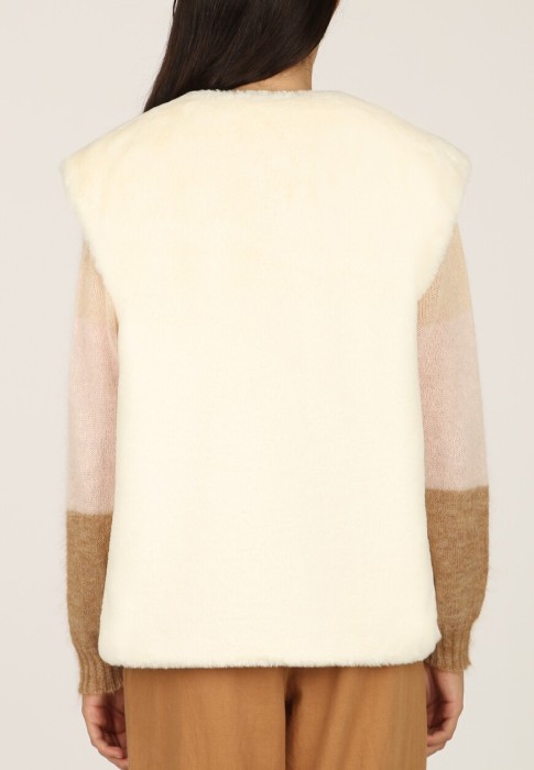 жилет  из италии вид сбоку