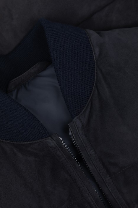 жилет  для взрослого возраста с изнаночной стороны