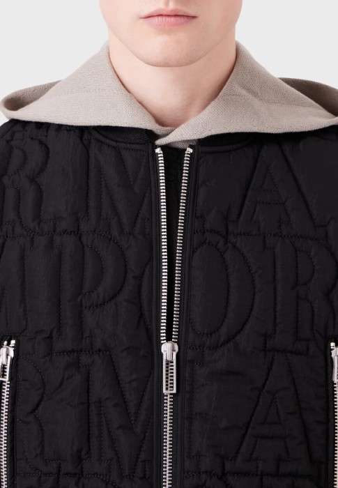 жилет  из проверенных материалов спереди