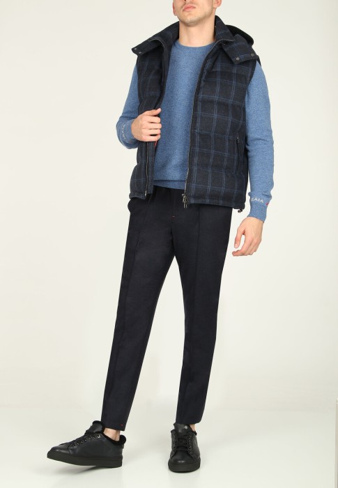 жилет  из италии вид сбоку