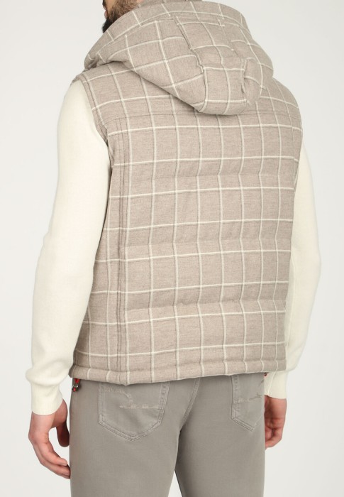 жилет  из италии вид сбоку