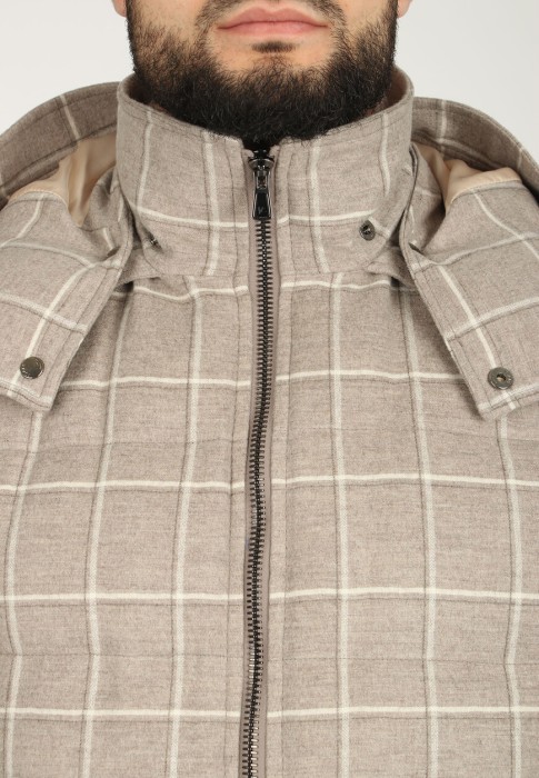 жилет  из проверенных материалов спереди