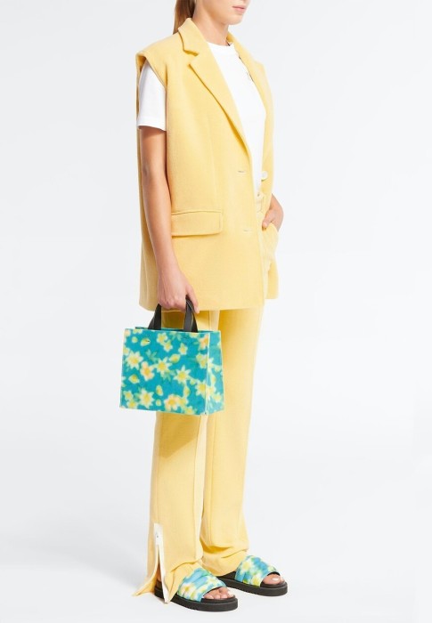 жилет  из франции вид сбоку