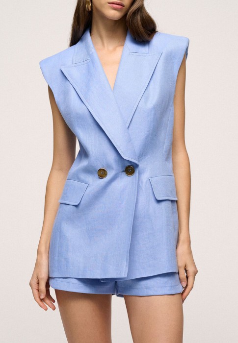 жилет  из проверенных материалов спереди