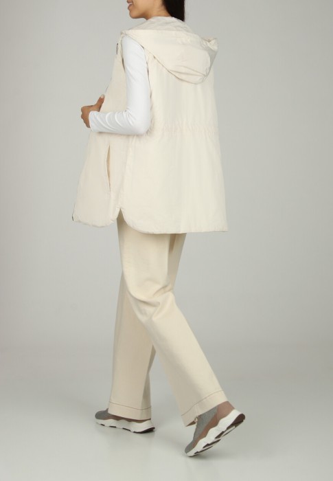 жилет  из италии вид сбоку