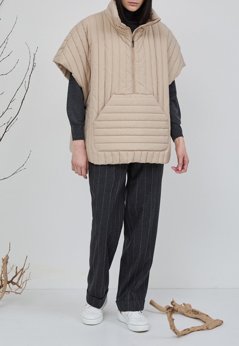 жилет  от бренда peserico easy вид слева