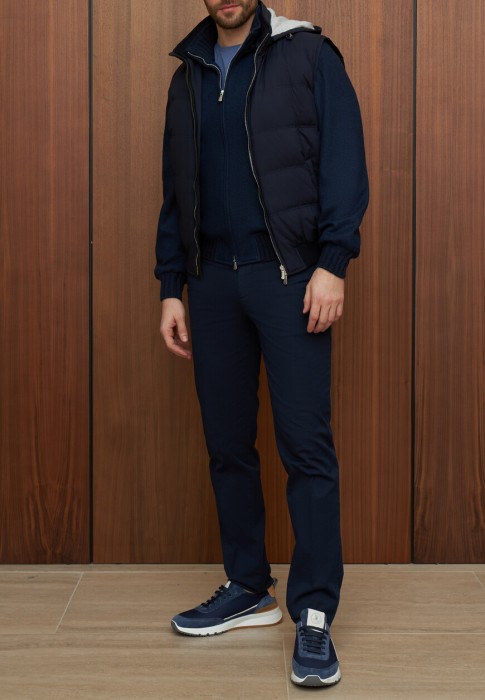 жилет  от бренда mandelli вид слева