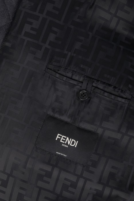 жилет  на сезон этого года фотография