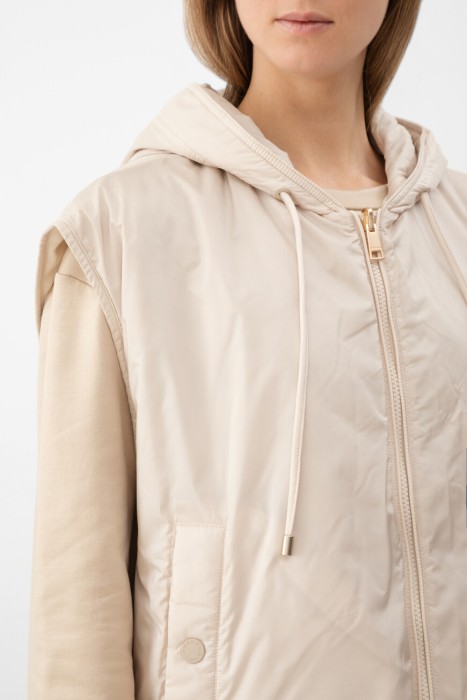 жилет  из италии вид сбоку