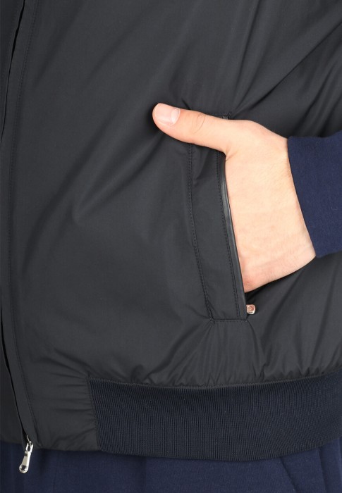 жилет  из проверенных материалов спереди