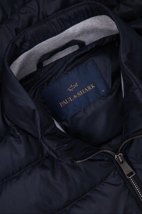 жилет  для взрослого возраста с изнаночной стороны